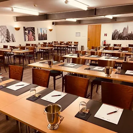 Gutshof Herborn Hotel