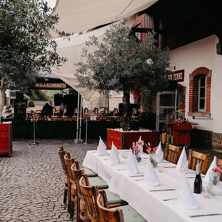 Gutshof מלון הרבורן